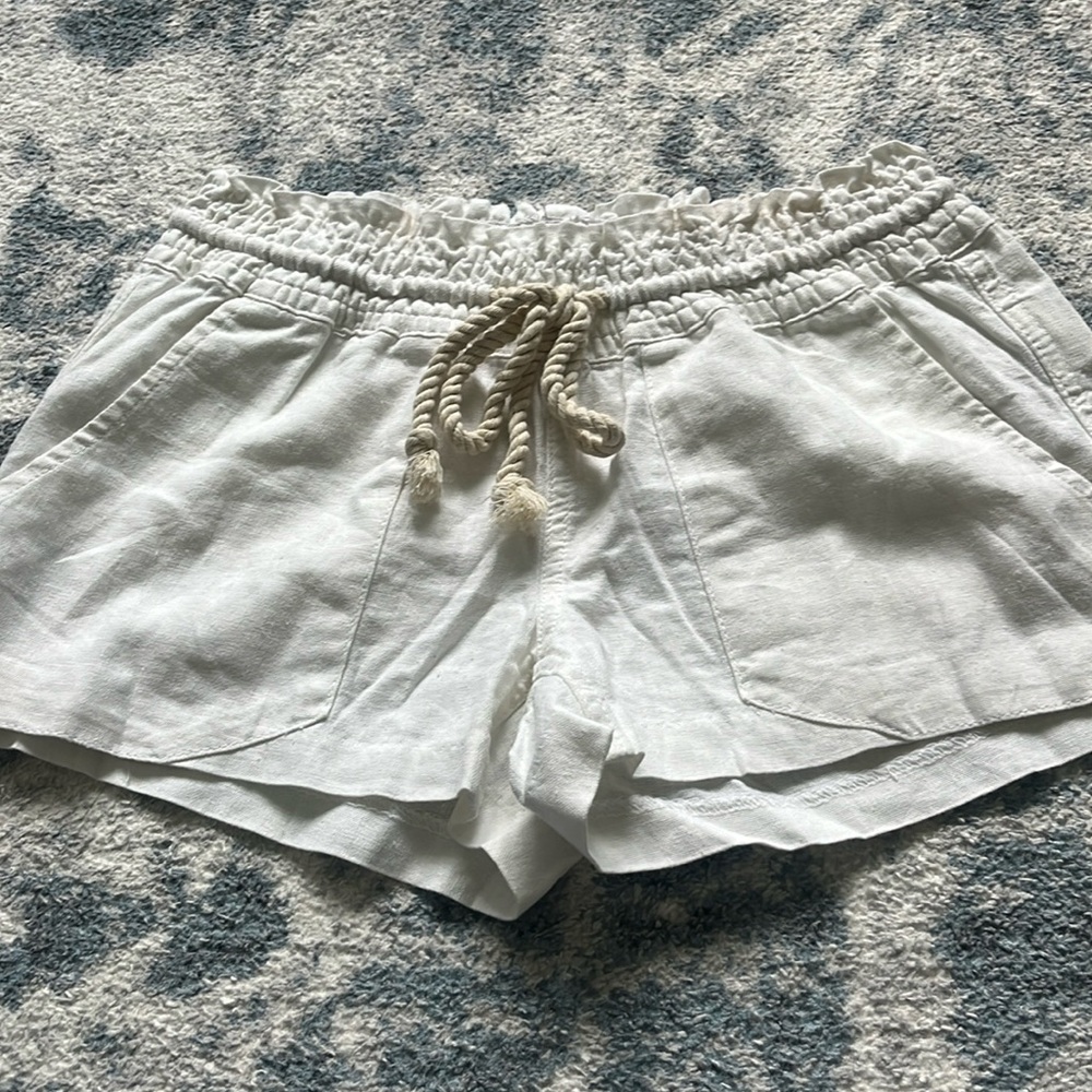 cute roxy coastal shorts